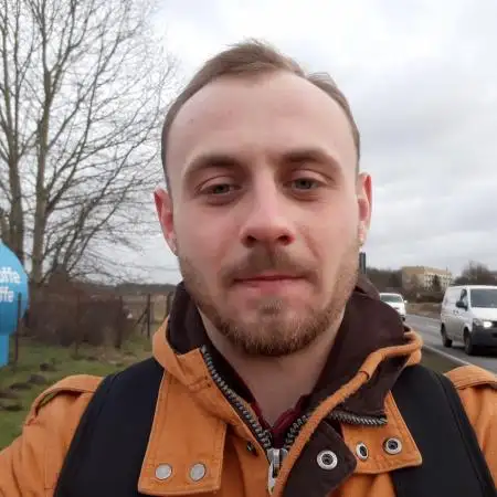 Edward, 31Gyustrov, Deutschland 
