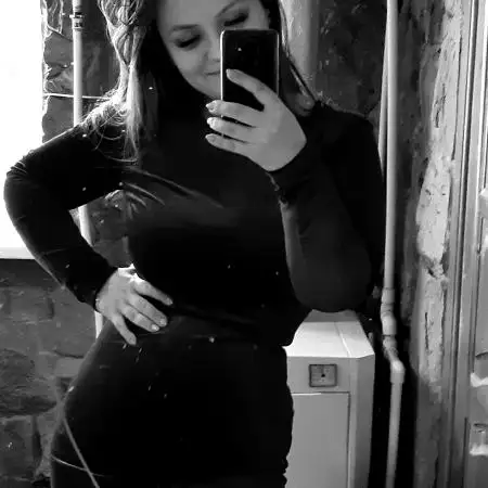 Yana, 32Italien
