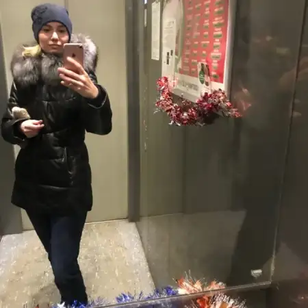 Oksana, 40 Vereinigte Staaten