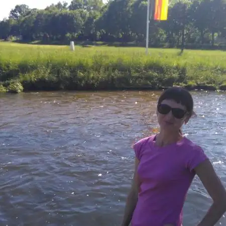 Julia, 38Vereinigte Staaten