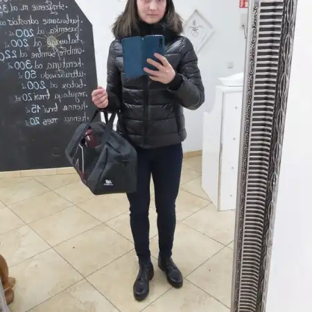 Julia, 38Vereinigte Staaten