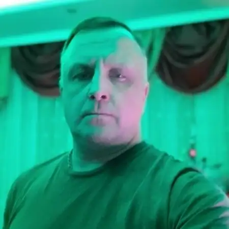 Dmitriy, 58Vereinigte Staaten 