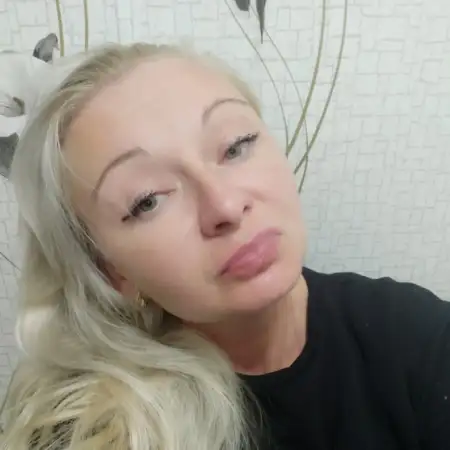 julia, 43Vereinigte Staaten 