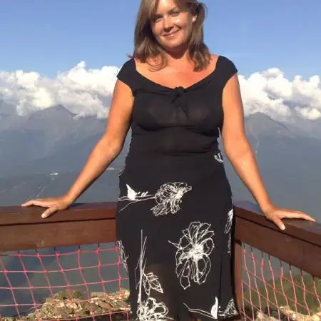Elena, 53Vereinigte Staaten