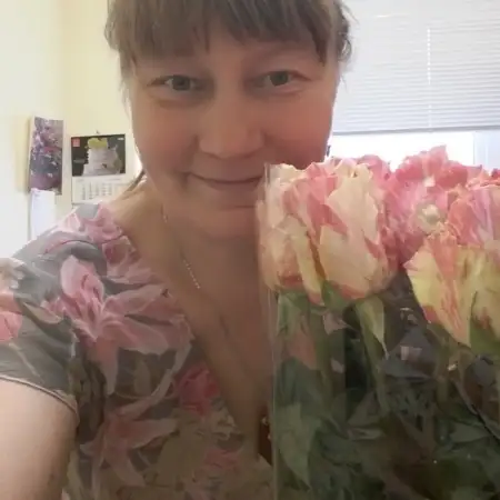 Nadya, 57Vereinigte Staaten