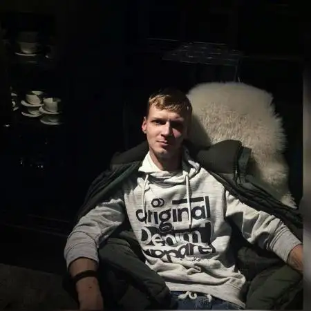 Vladimir, 32Vereinigte Staaten 