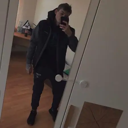 Andris, 25Lettland 