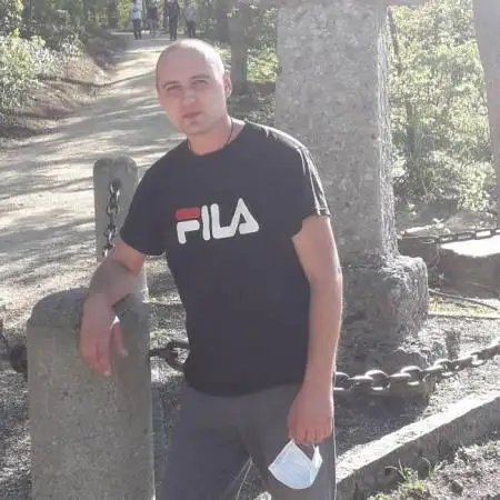 Sergey, 40Frankreich