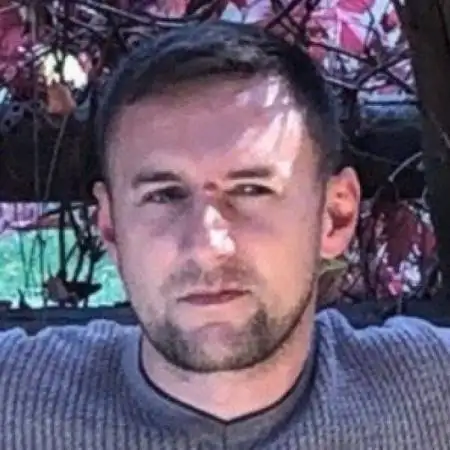 Oleg, 41 Avstraliya