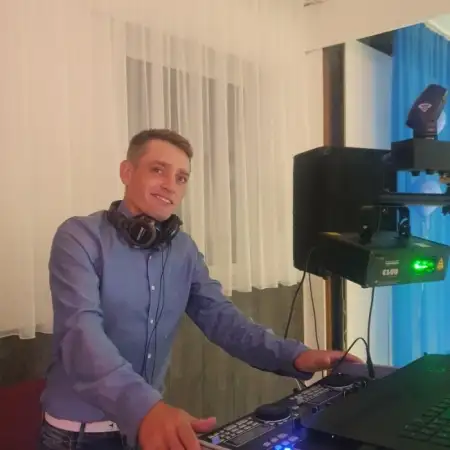 Vladimir, 42Köln, Deutschland 