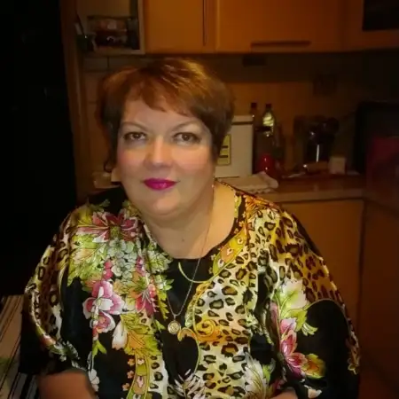 Nataliya, 65Vereinigte Staaten