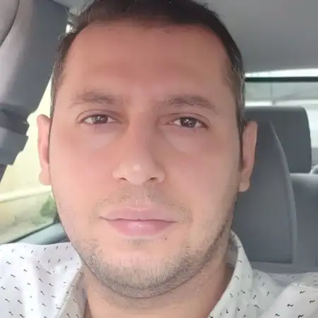 Kamran, 35Aserbaidschan 