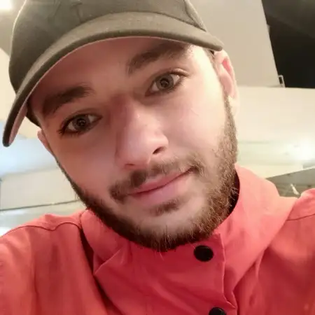 Ruslan, 27Kanada 