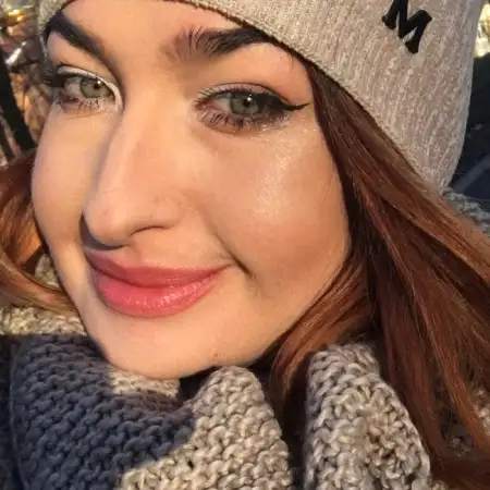 Dasha, 37Kanada