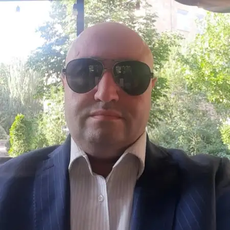 Samvel, 48Armenien 