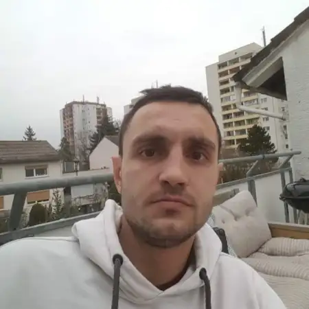 Alexandr, 46Frankfurt, Deutschland 