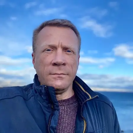 Sergey, 55Frankreich