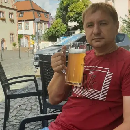 Alexandr, 45Darmstadt, Deutschland 