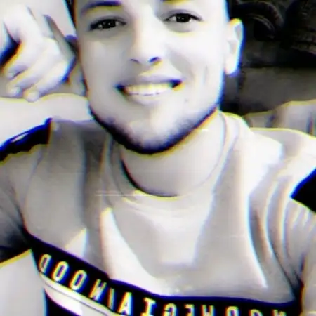Ionelpisari, 28Berlin, Deutschland 