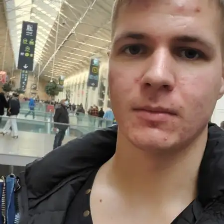 Sasha, 29Berlin, Deutschland 