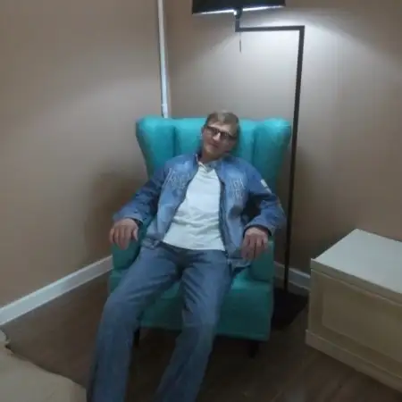 Yuriy, 64 Frankfurt, Deutschland