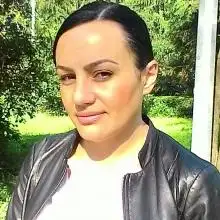 Bella, 44Vereinigtes Konigreich 