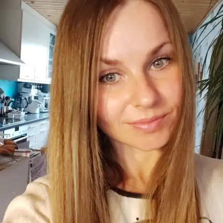 Djuliya, 39Stuttgart, Deutschland