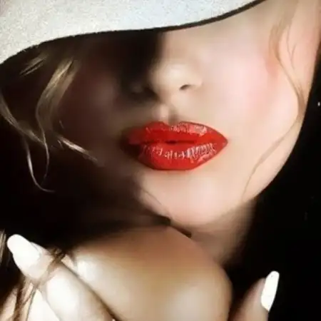 Katerina, 52