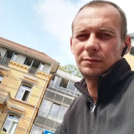 NIKITA, 42Gottingen, Deutschland
