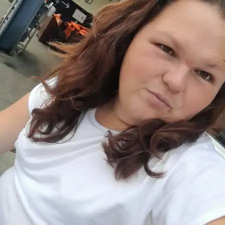 Olesya, 28
