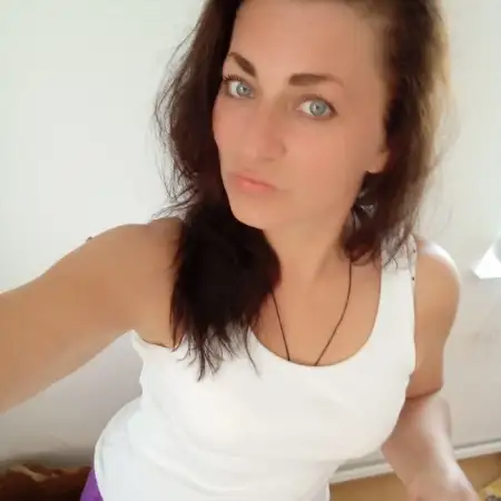 Tetiana, 46