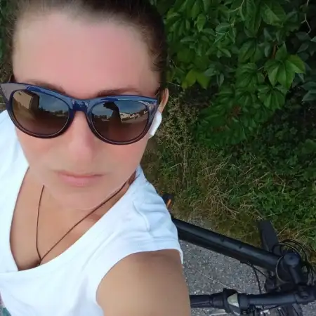 Tetiana, 46