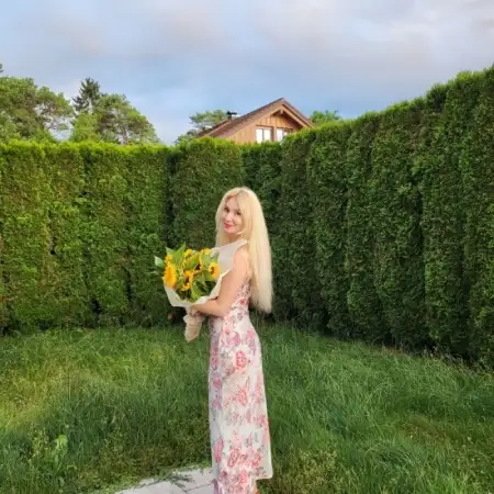 Yulianna, 45München, Deutschland