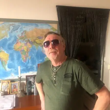 Eduard, 63Tsvikau, Deutschland