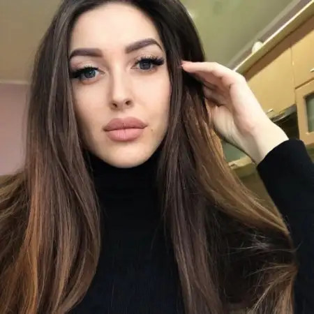 Ekaterina, 37