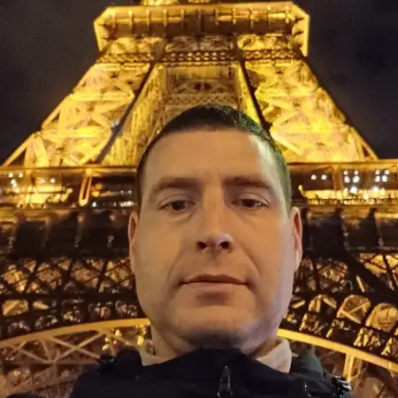Anatolii, 39Remsheyd, Deutschland