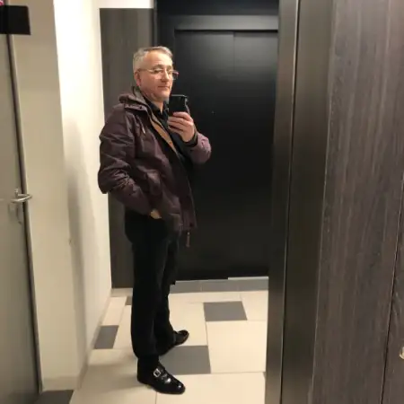 Artur, 62Varshava, Polen