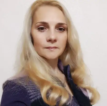 Jenny, 47Lettland
