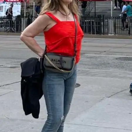 Irina, 63Toronto, Kanada 