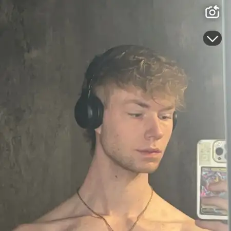Chris, 24Oldenburg, Deutschland