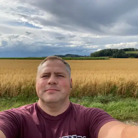 Sergi, 40Shvabish-Gmund, Deutschland