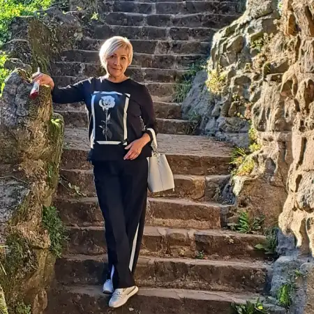 Liliya, 57Belgien