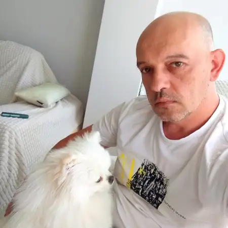 Dimitar, 50Saarbrücken, Deutschland 