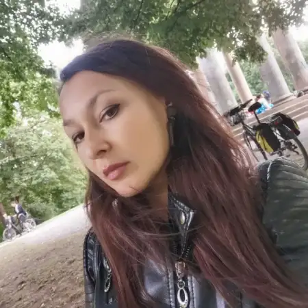 Liolya, 43Hannover, Deutschland 