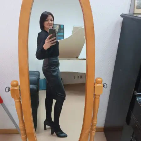 Lyubov, 44Vereinigte Staaten