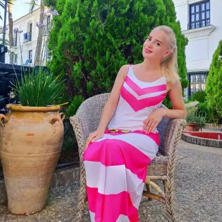 Janna, 32Vereinigte Staaten