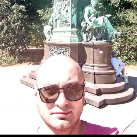 Roman, 40Paderborn, Deutschland