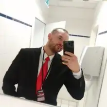Foto Alex 1 Bei der arbeit