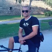 Sergei, 44Frankreich 