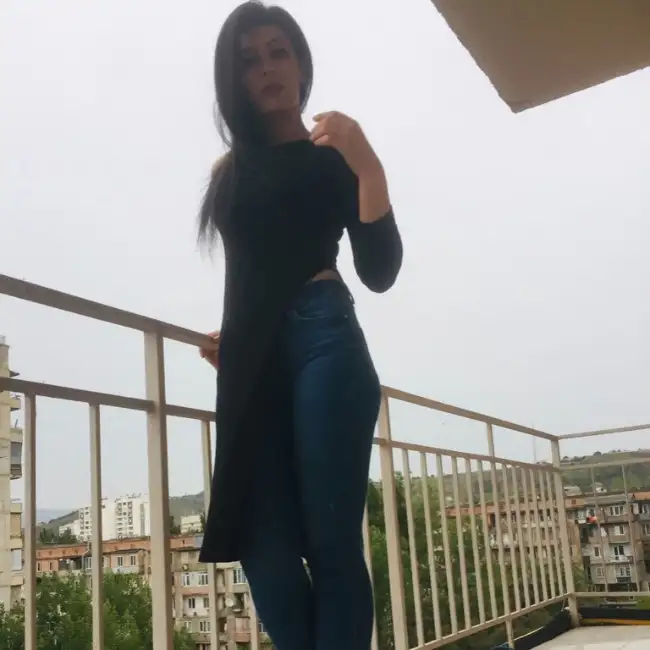 lela, 35Djava, Georgia